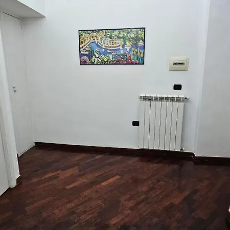 Chiatamone 26 *
